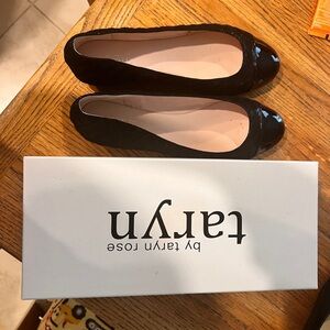 Taryn Rose Black Loafers with Cushioned Insoles and Sleek Design